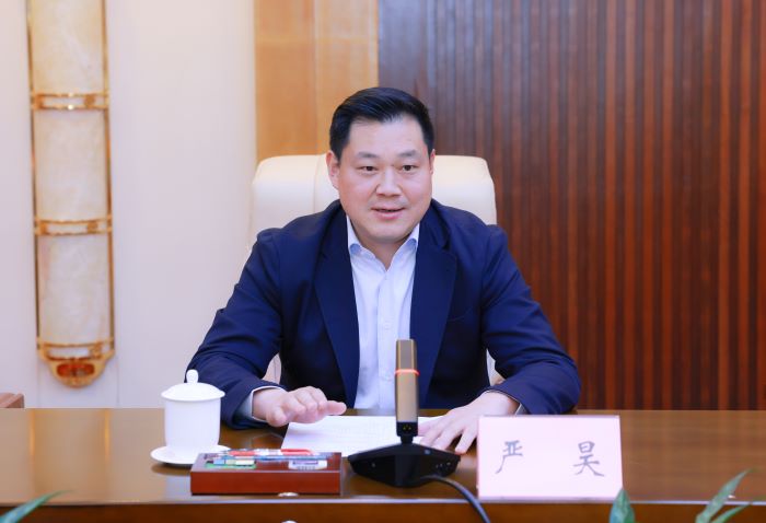 20250205嚴昊與廣西防城港市委書記黃江、市長邱明宏會談3.jpg